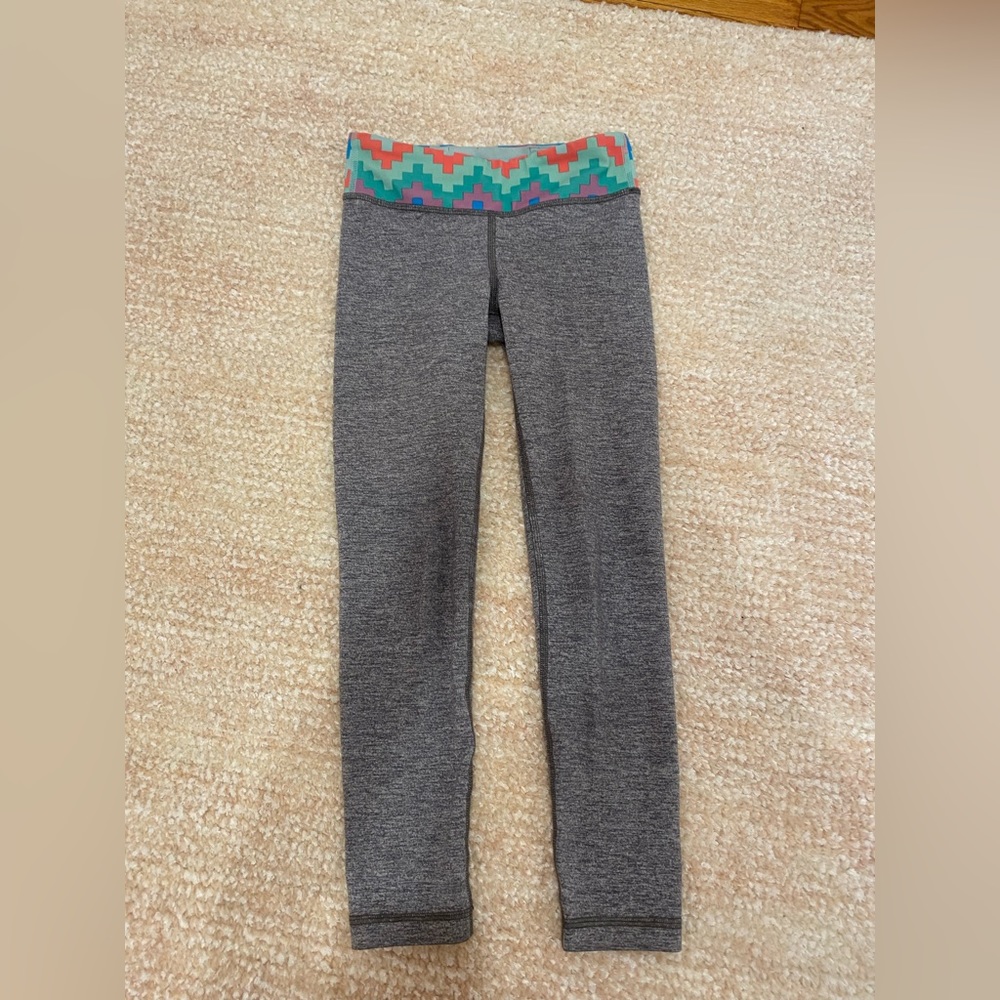 Girls gray Ivivva leggings